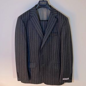 Brand new gorgeous suit with tags